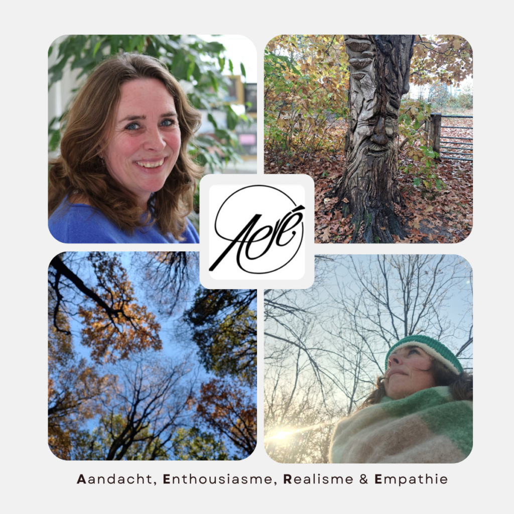 Vierluik met 2 foto's van Adriënne Naron, 1 foto van een boom met een gezicht en 1 foto van boomtoppen vanaf de onderzijde gefotograffeerd, met in het middel het logo van Aere voor jou